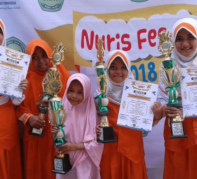 Juara I Lomba Pidato Bahasa Arab